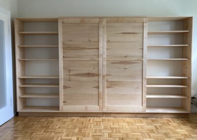 Wohnzimmerschrank aus Feldahorn